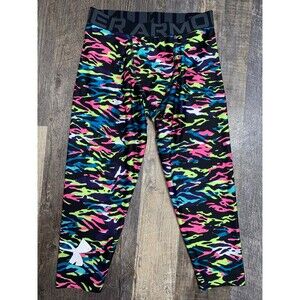 BOYS UNDER ARMOUR SIZE YOUTH LARGE